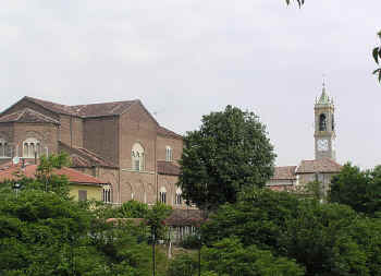 La chiesa di Groppello vista dal Naviglio della Martesana